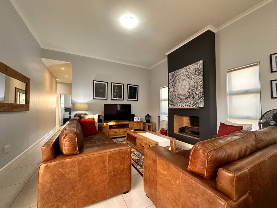 3 Bedroom Property for Sale in Sandown Western Cape